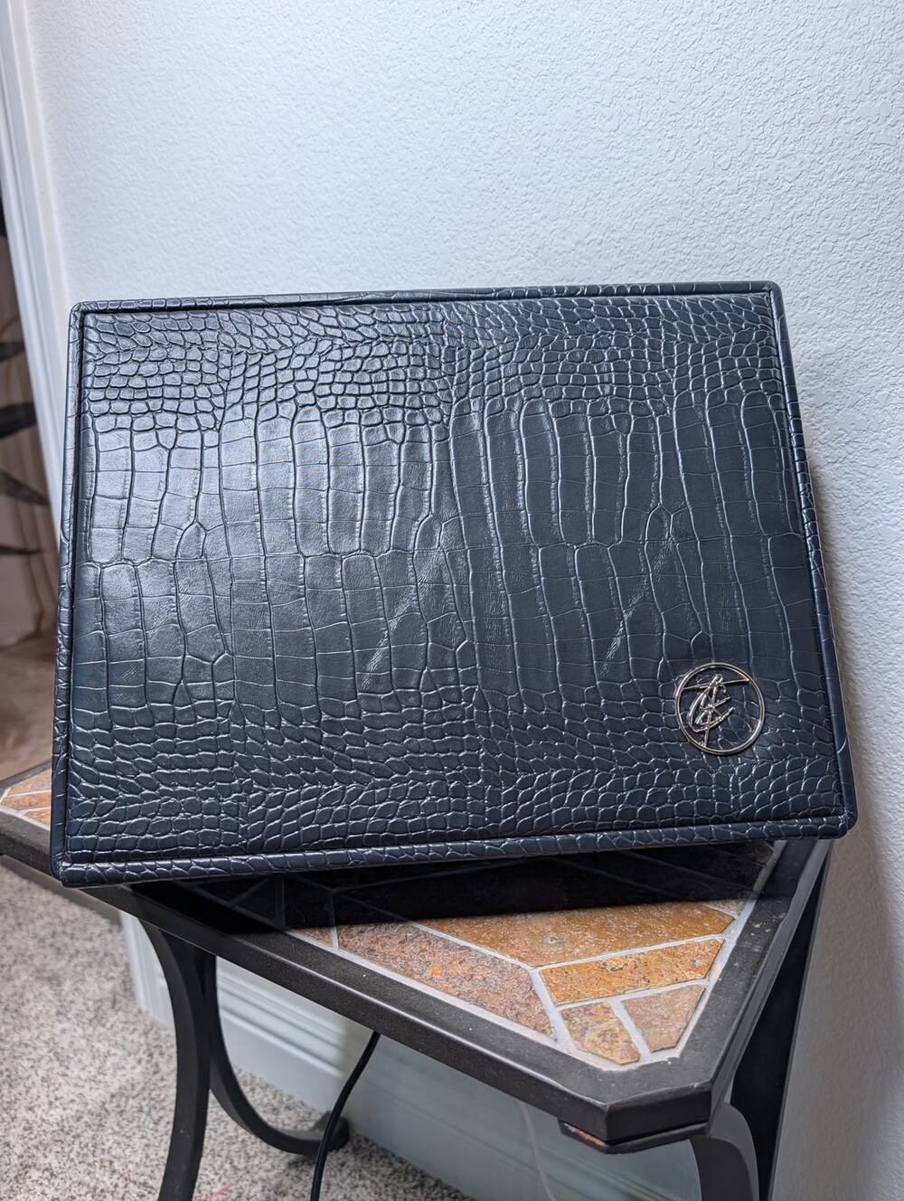 Tote & Carry Citadel Croc Luxury Briefcase Black Leather Chic Travel Office